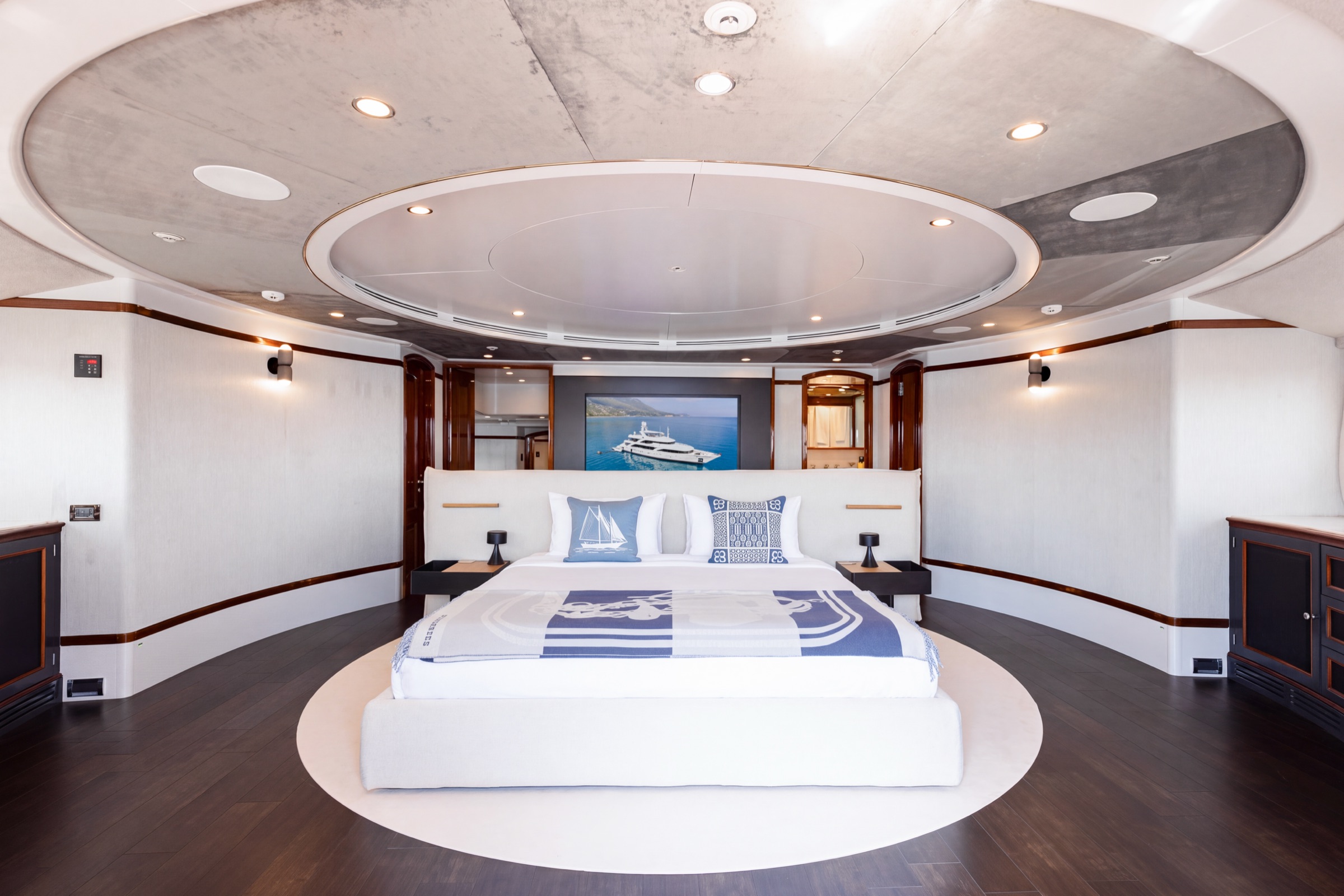 M/Y The Star — production still