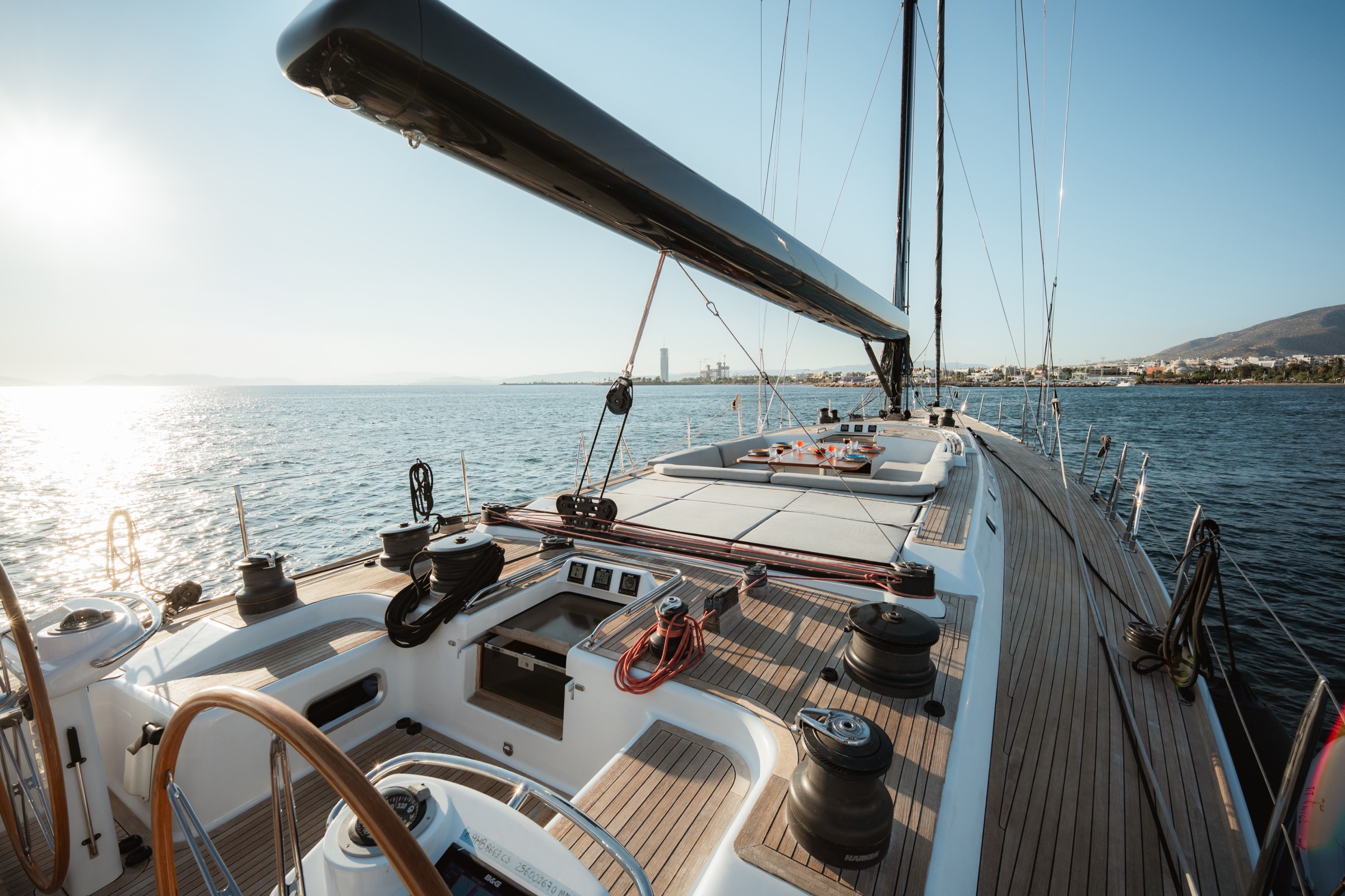 S/Y Tiaré — production still